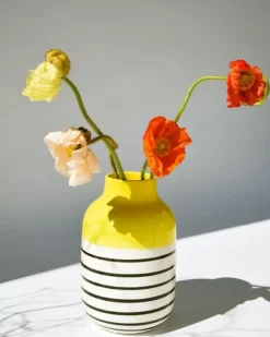 Motel a Miio Vasen^Nuno Vase L Gelb Schwarz Gestreift